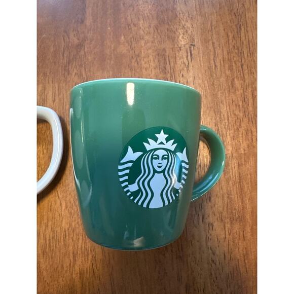 Starbucks Green Mugs Golf Balls - Picture 3 of 6